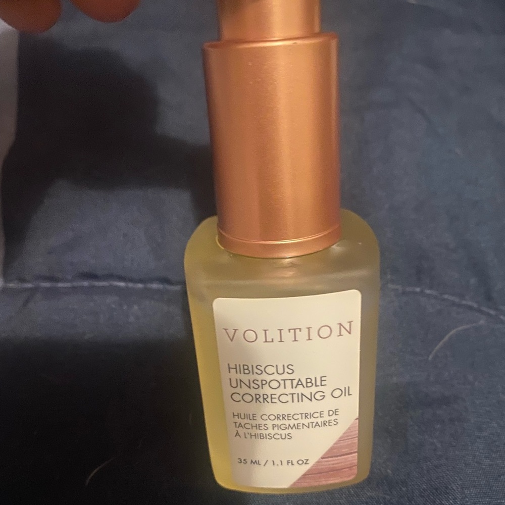 Hibicus unstoppable correcting oil by Volition.